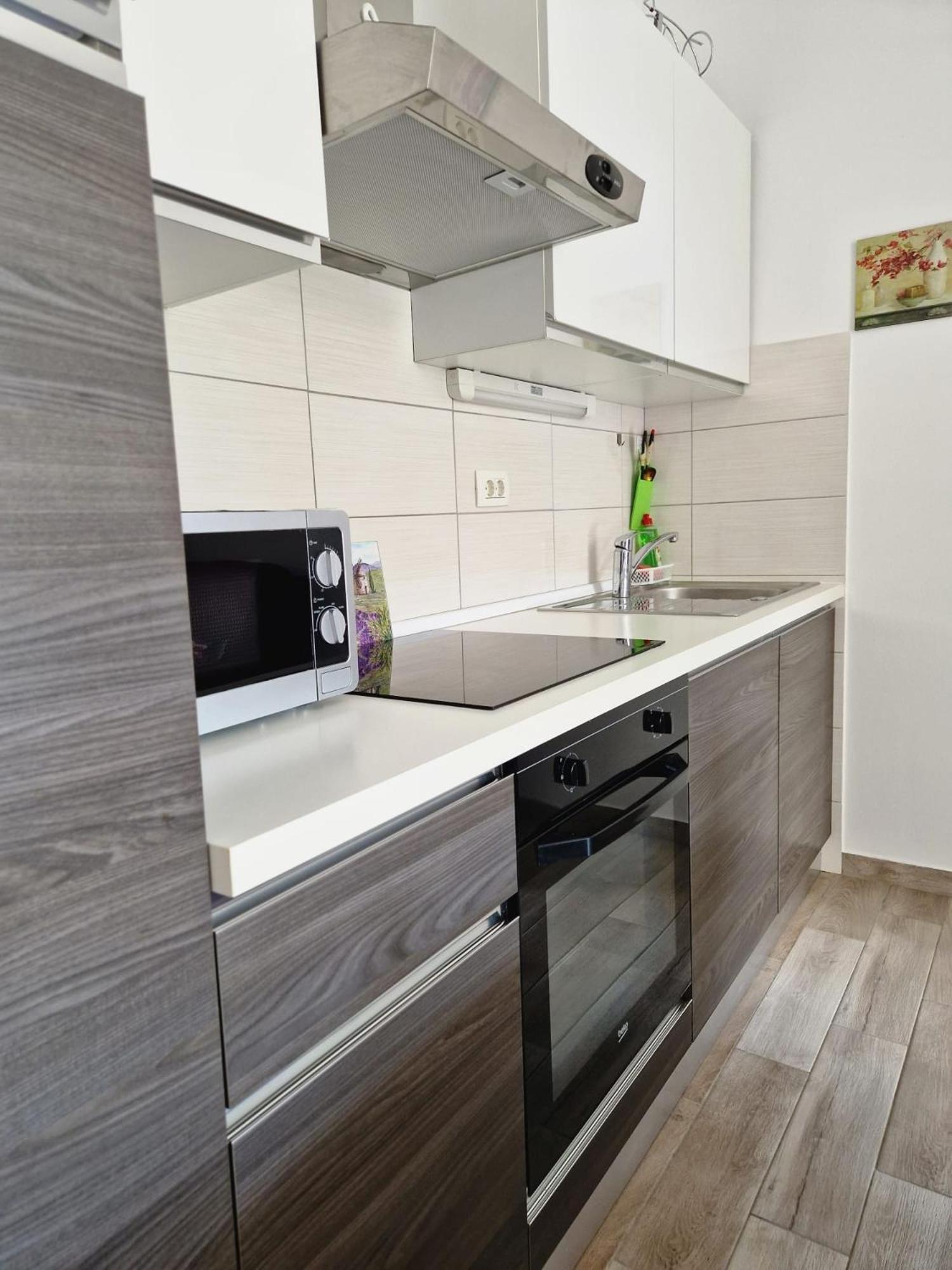 Apartament Apartman Darka Kaštela Zewnętrze zdjęcie